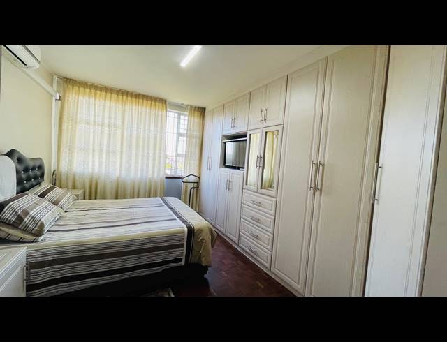 2 BEDROOM APARTMENT FOR SALE IN WESTRIDGE
